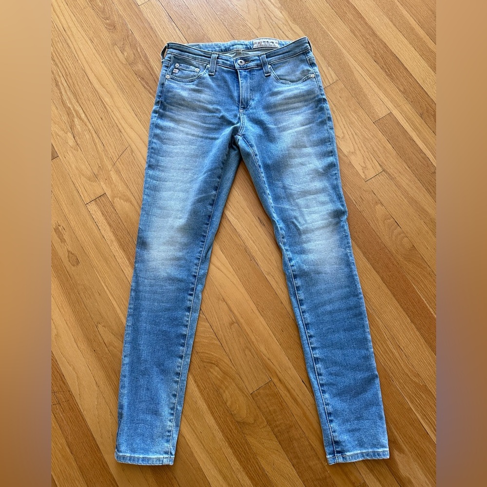 Ag jeans NWT The Legging Ankle super skinny 27 R. Very cute and soft!